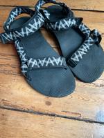 Teva Light Show Sandalen schwarz/ grau, Größe 42 / 9 Kreis Pinneberg - Elmshorn Vorschau
