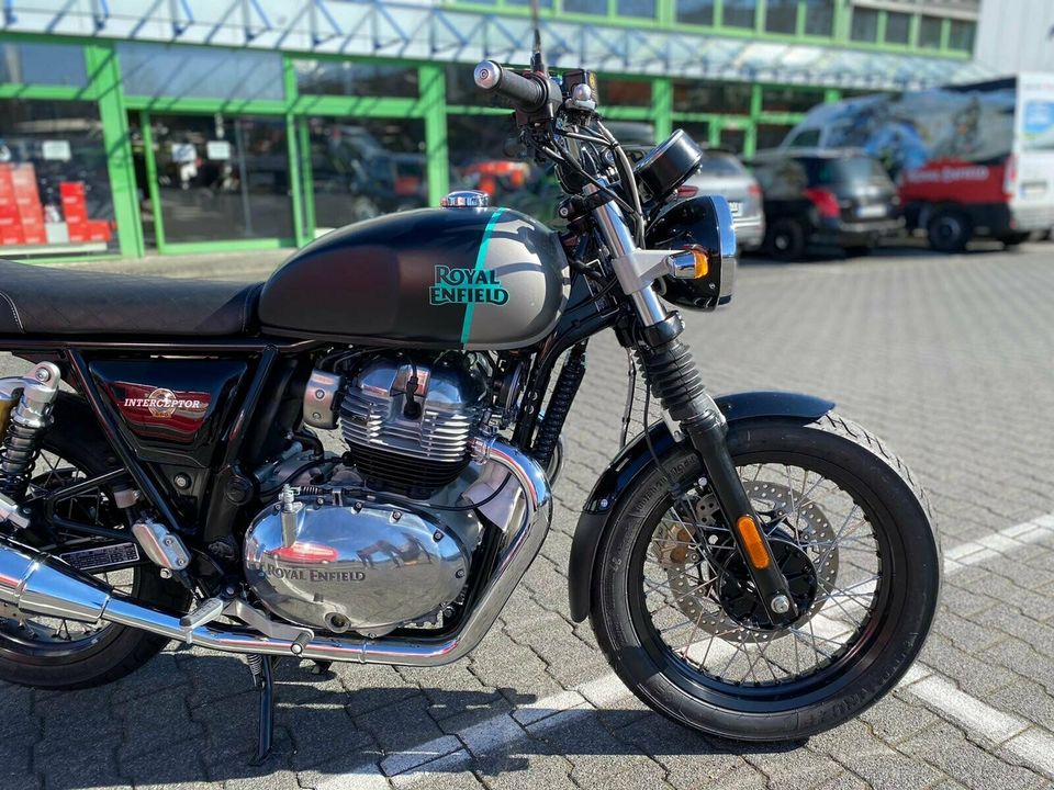 Royal Enfield Interceptor 650 Downtown Drag Euro 5 in Olpe