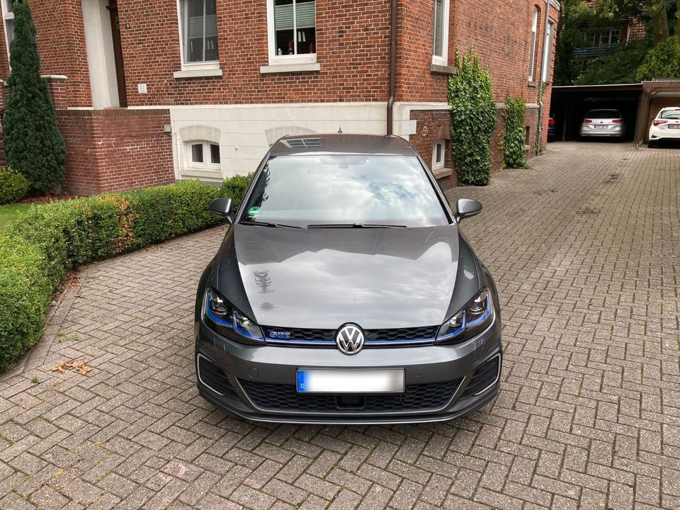 Volkswagen Golf 1.4 TSI DSG GTE GTE in Karlsruhe