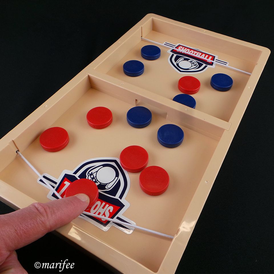 Hockey-Brettspiel, Katapult-Hockey, Sling-Puck-Spiel Art.-Nr. 123 in Lorsch