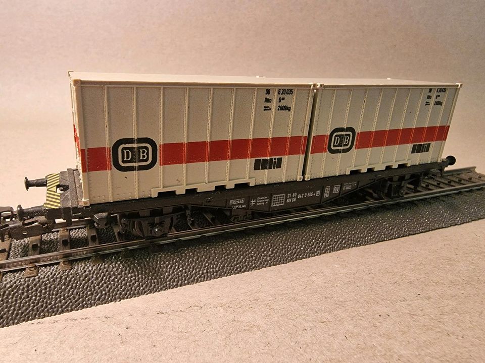 Märklin H0 4664, 2 Achsiger Containertragwagen DB in Neuwied