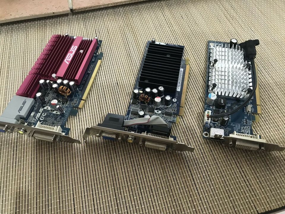 ** PC PCI-e VGA GPU Grafik ASUS EN8500GT 512 MB EN6200 EN7300 ** in Neuhausen ob Eck