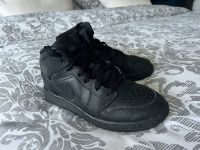 Nike Air Jordan 1 Sneaker Gr. 36 schwarz Nordrhein-Westfalen - Neuss Vorschau