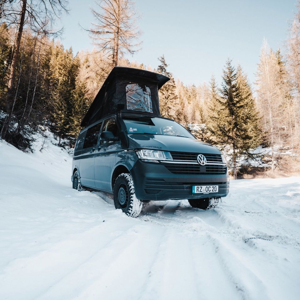 Volkswagen T6.1 Camper Van Aufstelldach Neuwagen in Hamburg