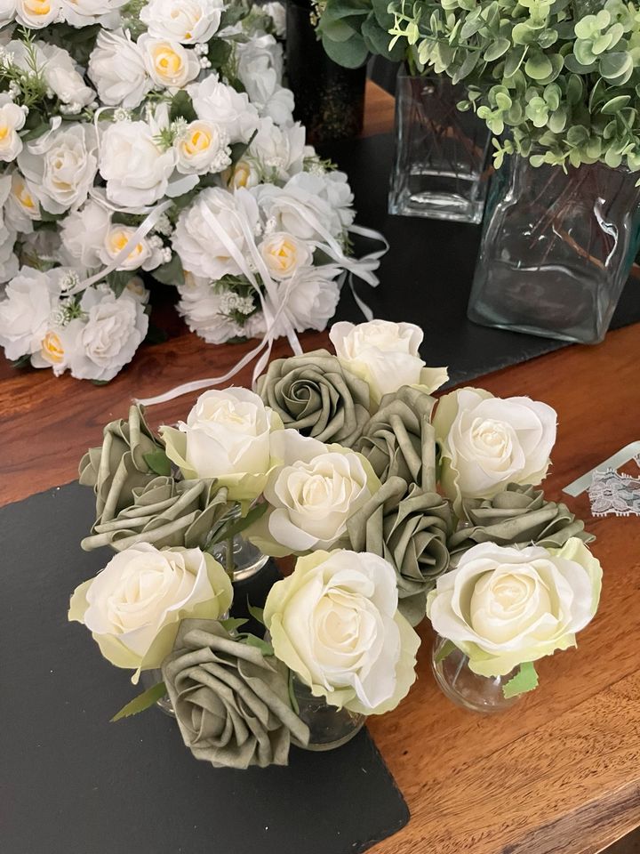 Deko Hochzeit Boho 7 kleinere Blumenvasen mit… in Düsseldorf