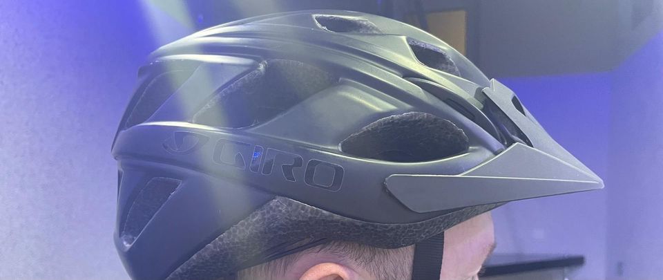 Giro Fahrradhelm in Blumberg