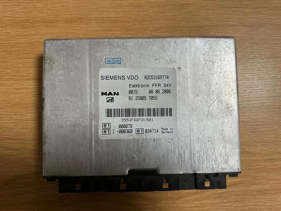 MAN SIEMENS VDO ELEKTRONIK FFR Steuergerät 81.25805.7055 in Bottrop