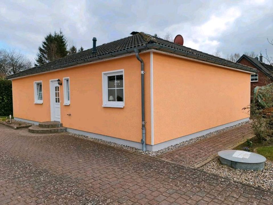 Einmalige Chance - Bungalow + Doppelgarage + 2.353m² Grundstück in Bad Sülze