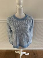 Pullover von Banana Republic GR.S hellblau gemustert aus den USA Rheinland-Pfalz - Wallmerod Vorschau