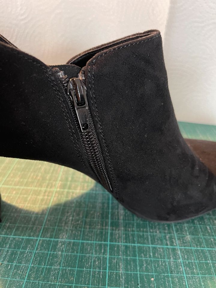 Ankle Boots High Heel Damen Stiefelette Gr. 42 in Bad Kreuznach