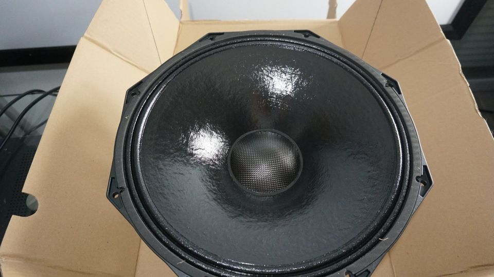 PHL Audio Typ B38 5011M, 8 Ohm, 15"- Neuware in Merenberg