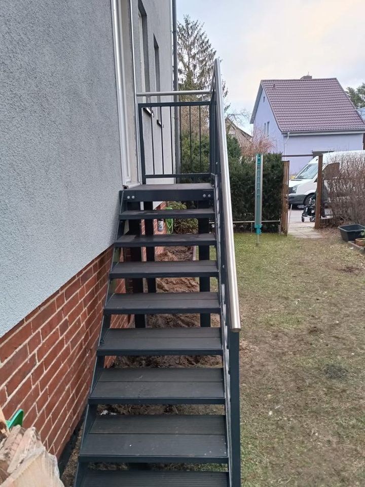 Metalltreppe Außentreppe Stahltreppe direkt vom Hersteller POLEN in Essen