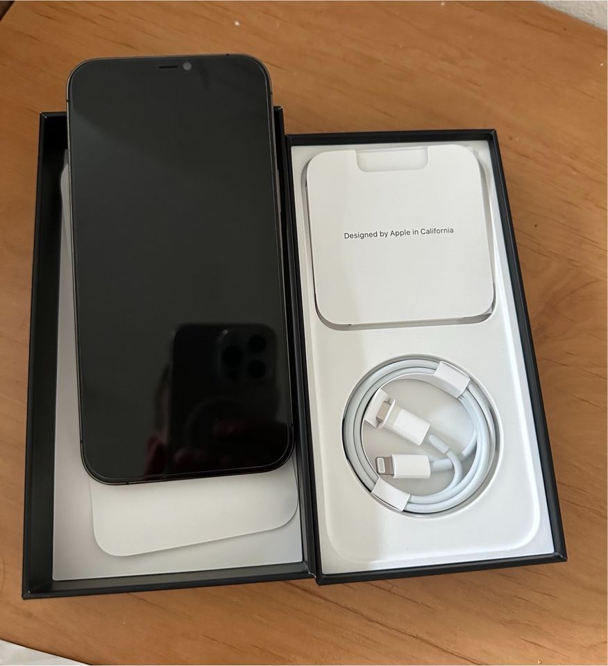 Apple iPhone 12 Pro Max - 128GB - Graphit + Zubehörpaket Neu in Berlin