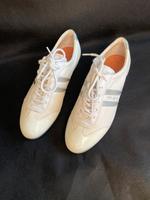 Prada Damenschuhe Gr 38,5 Nordrhein-Westfalen - Engelskirchen Vorschau