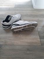 Sportschuhe Größe 42 Nordrhein-Westfalen - Uedem Vorschau