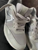 Sneaker s. Oliver Größe 38 grau Schuhe Niedersachsen - Harsum Vorschau