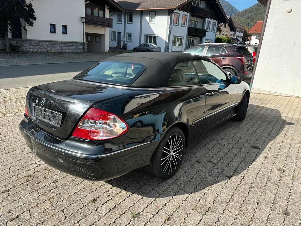 Mercedes CLK 320 CDI Cabrio in Farchant