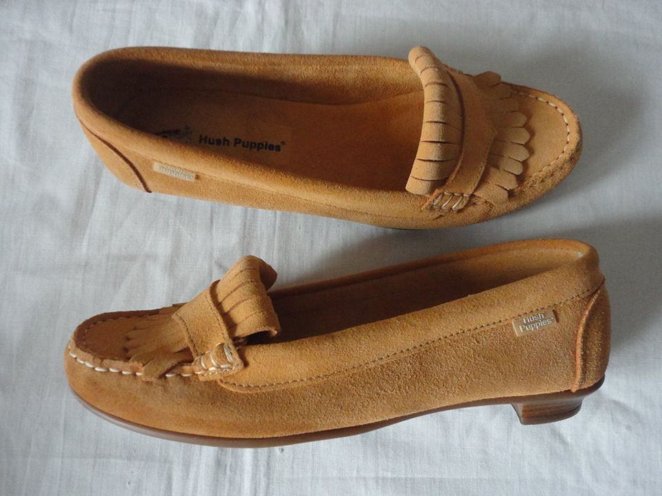 original Hush Puppies Damen Leder Mokassins Größe 39 Sandfarben in Berlin