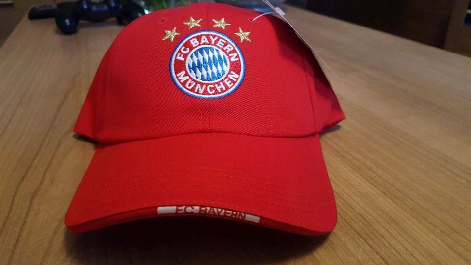 Original FC Bayern Baseballcap in Karlstadt