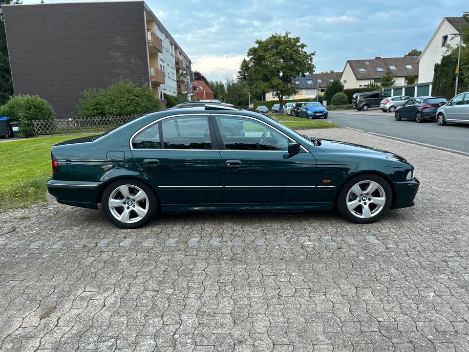 BMW e39 523iA 2,5l in Bielefeld