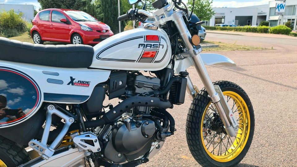 MASH X-Ride 125ccm³ Supermoto / 11 KW/15PS in Hettstedt