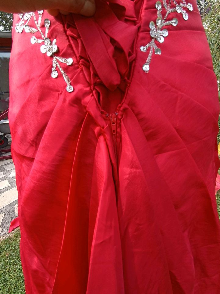 Rotes Kleid, Brautkleid, Ballkleid 36/38 in Berlin