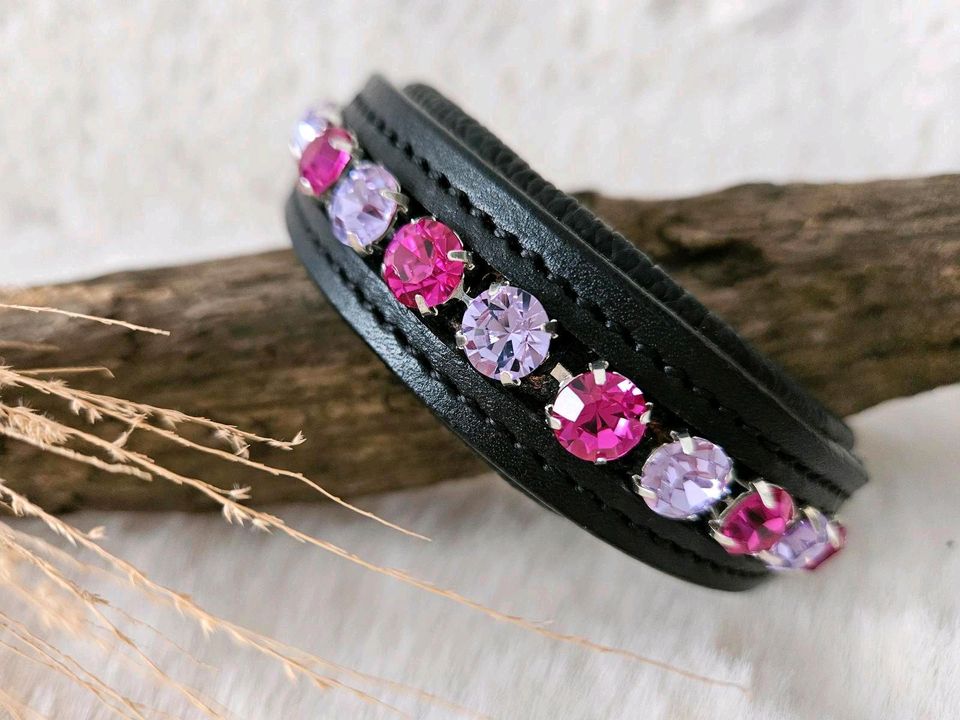 Hundehalsband Halsband Hund Lederhalsband schwarz pink lila in Beckum