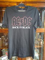 AC /DC Tshirt  Größe S Brandenburg - Storbeck-Frankendorf Vorschau