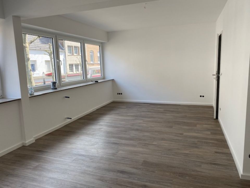Kernsanierte 5-Zimmer Wohnung GV-Fußgängerzone in Grevenbroich