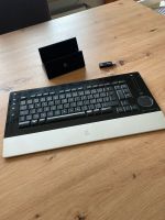 Logitech Tastatur mit Ladestation - schwarz-weiß Hamburg-Mitte - Hamburg Hamm Vorschau