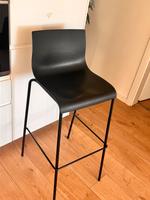 Moderner Barhocker in Schwarz – Minimalistisches Design Rheinland-Pfalz - Rennerod Vorschau