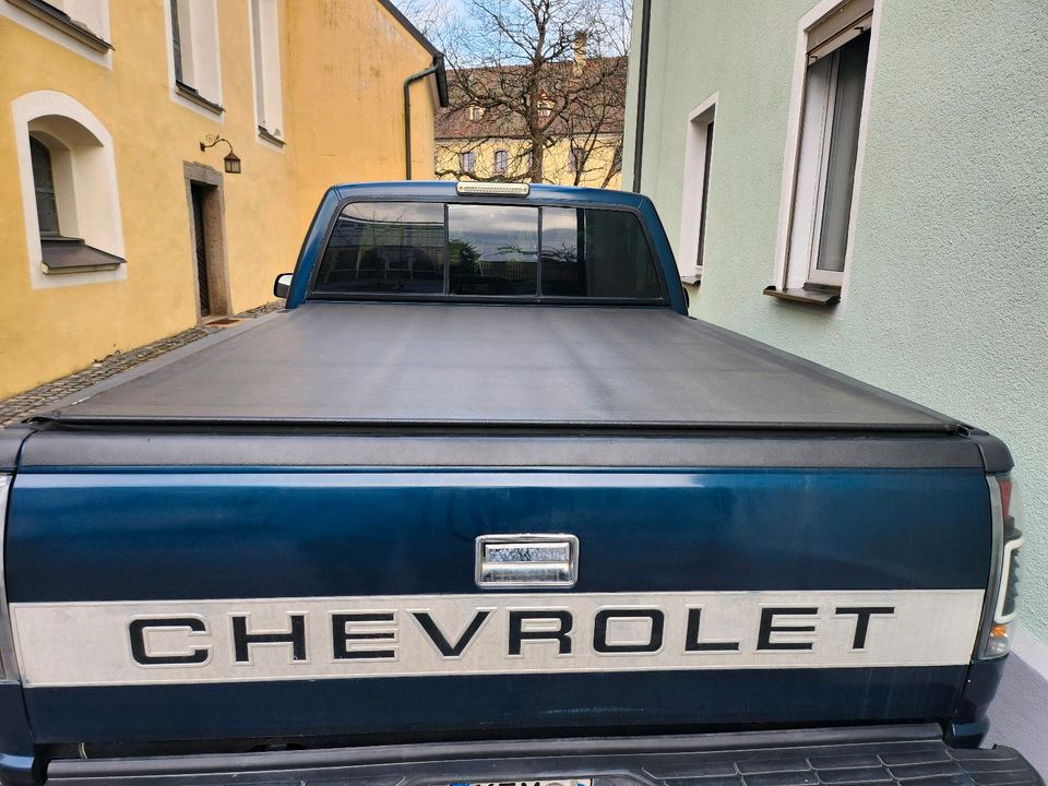 Chevrolet Silverado K1500 5,7l V8 in Erbendorf