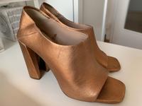 Pumps Gr. 37 gold, Zara Bayern - Unterhaching Vorschau