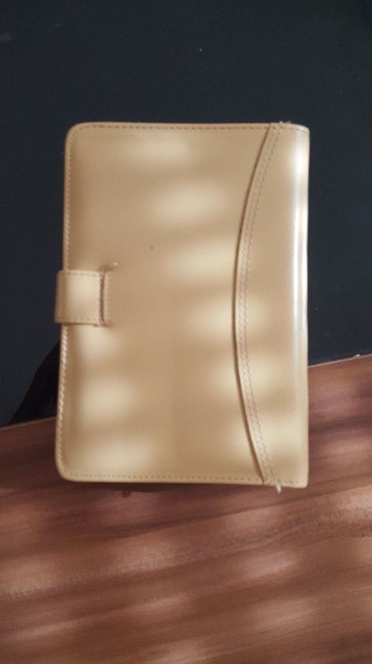 Organizer beige creme glatte Oberfläche  -  Kalender -  neu in Kirchheim bei München