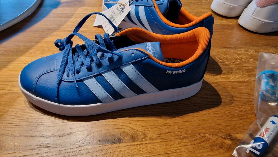 Adidas Schuhe Größe 42 neu mit Etikett in Rust