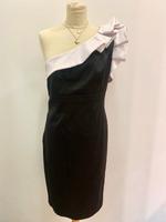Cocktaiil Offshoulder Kleid Satin schwarz/weiss Gr44 Apart Altona - Hamburg Iserbrook Vorschau
