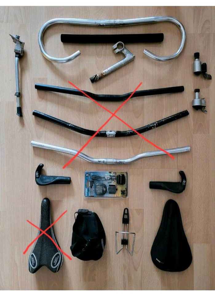 Konvolut Sammlung Ersatzteile Fahrradteile Fahrradzubehör in Wuppertal