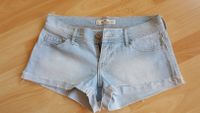 Hollister Hot Pants, kurze Jeans Gr. 24 MUST HAVE wie neu Hamburg - Bergedorf Vorschau