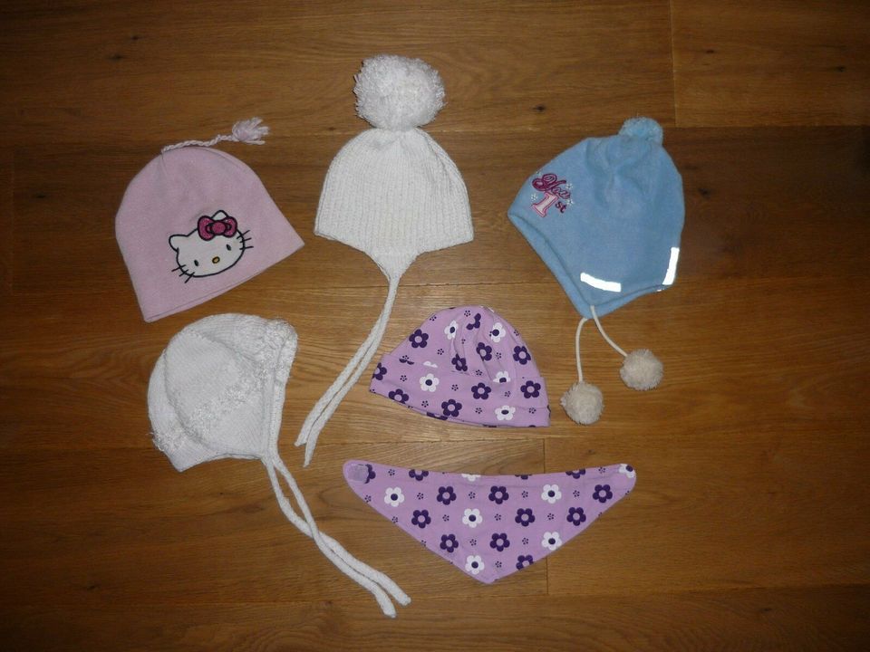 HELLO KITTY TCM KIK HANDMADE 6tlg SET MÄDCHEN MÜTZEN 86/92 in Kamp-Lintfort