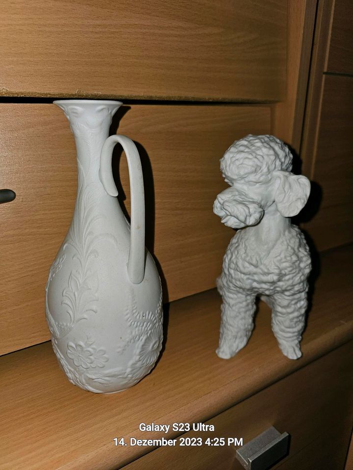 AK Kaiser Porzellan 1x Vase 1x Pudel in Hannover