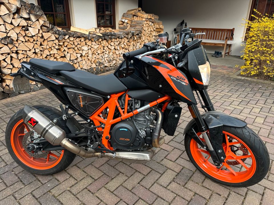 KTM 690 Duke R erst 5335 km in Rabenau