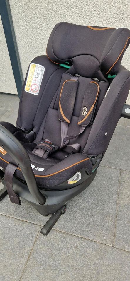 Auto- Kindersitz ab Geburt bis ca. 6 Jahre in Achim