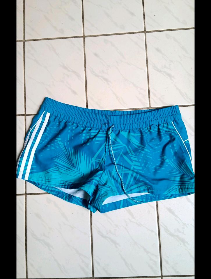 Adidas SHORTS blau in Ingolstadt