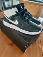 Air Jordan 1 mid Gr.40 Black white Punch wie neu Baden-Württemberg - Asperg Vorschau