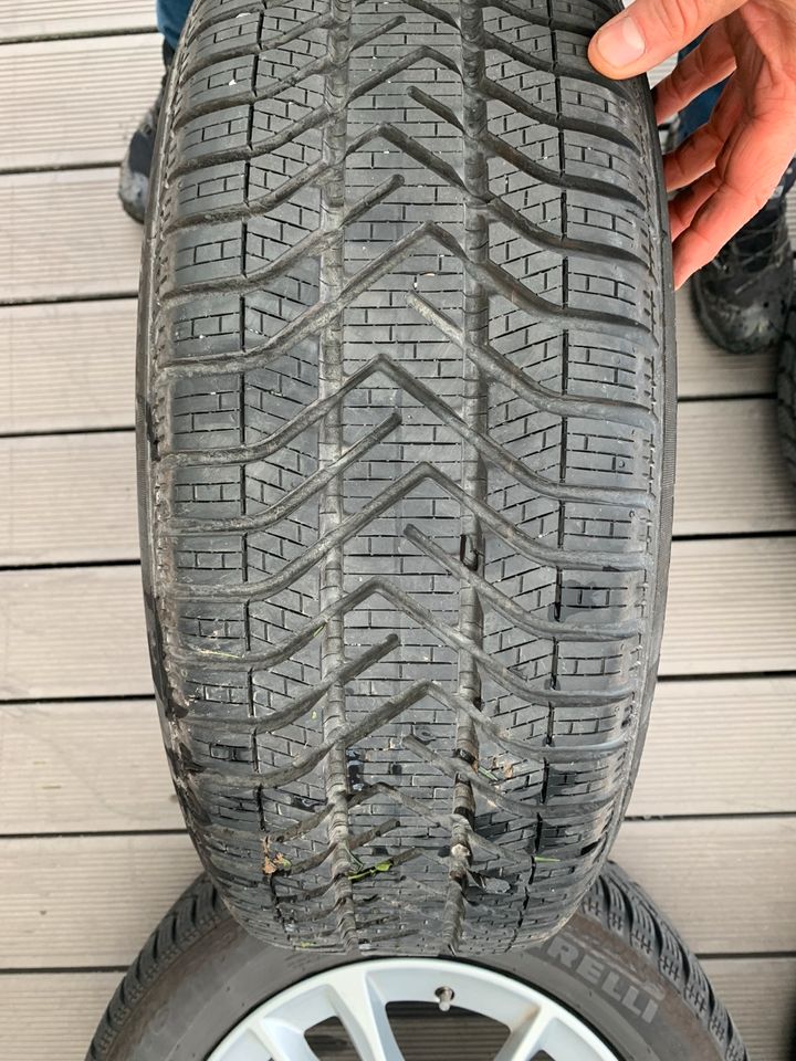 BMW Felgen 195 60 R16 / Winterreifen Pirelli 5mm in Lich