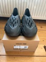Yeezy Foam Runner - Größe 44 1/2 - Schwarz Pankow - Prenzlauer Berg Vorschau