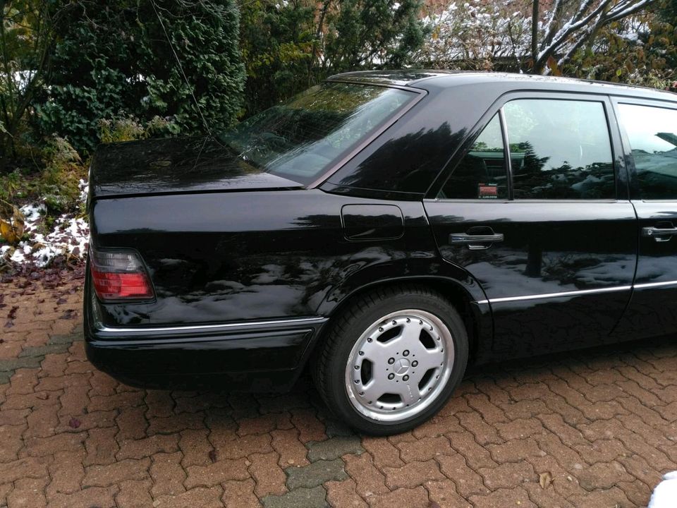 Oldtimer MB 8 Zylinder AMG in TOP Zustand in Jesteburg