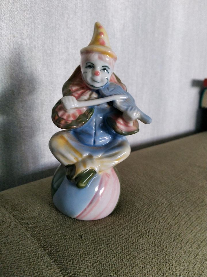4 bunte Clowns Keramik ? Deko Konvolut Vintage shabby Trödel in Hückelhoven