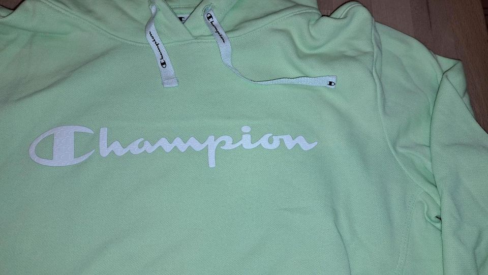 Champion Pulli Hoodie Kapuzenpulli Sweater neongrün Gr. 36/M-NEU in Saal