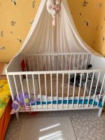 Verkaufe einen schönen Baby Bett in neuwertigem Zustand Hessen - Wächtersbach Vorschau